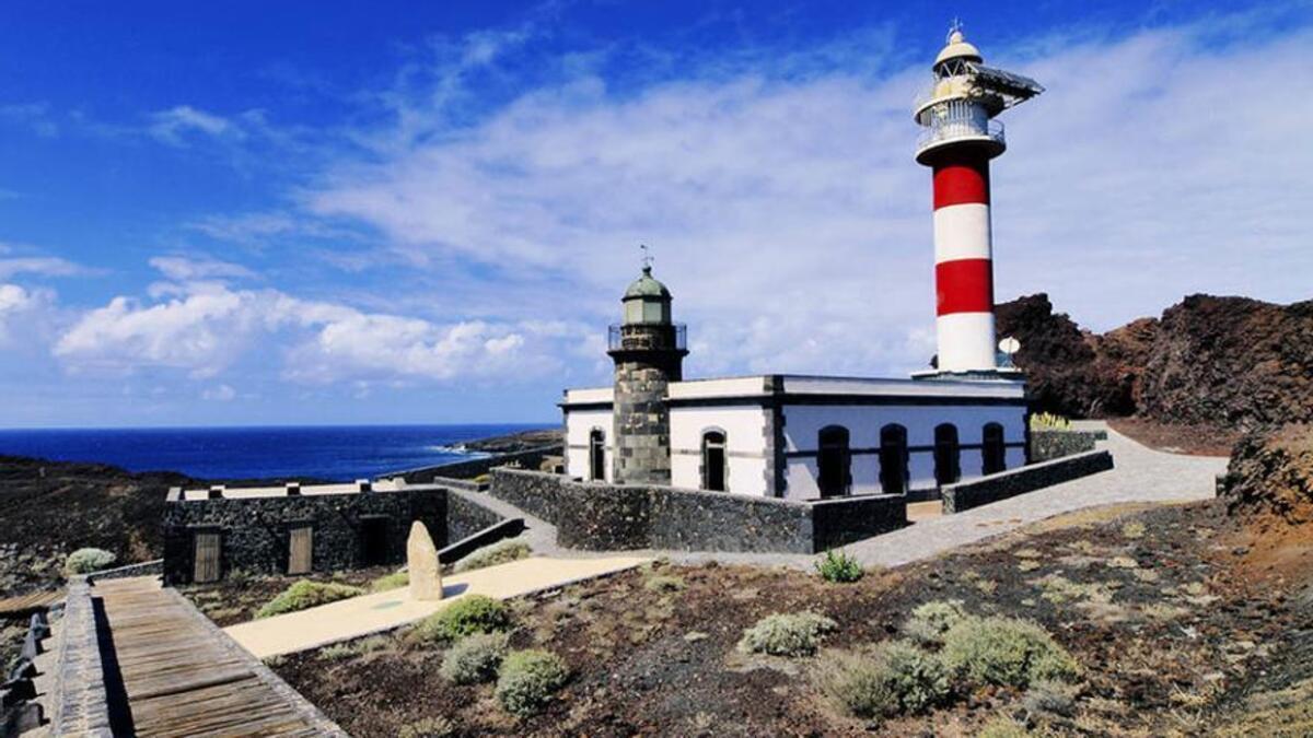 El faro de Punta de Teno, en Buenavista del Norte.