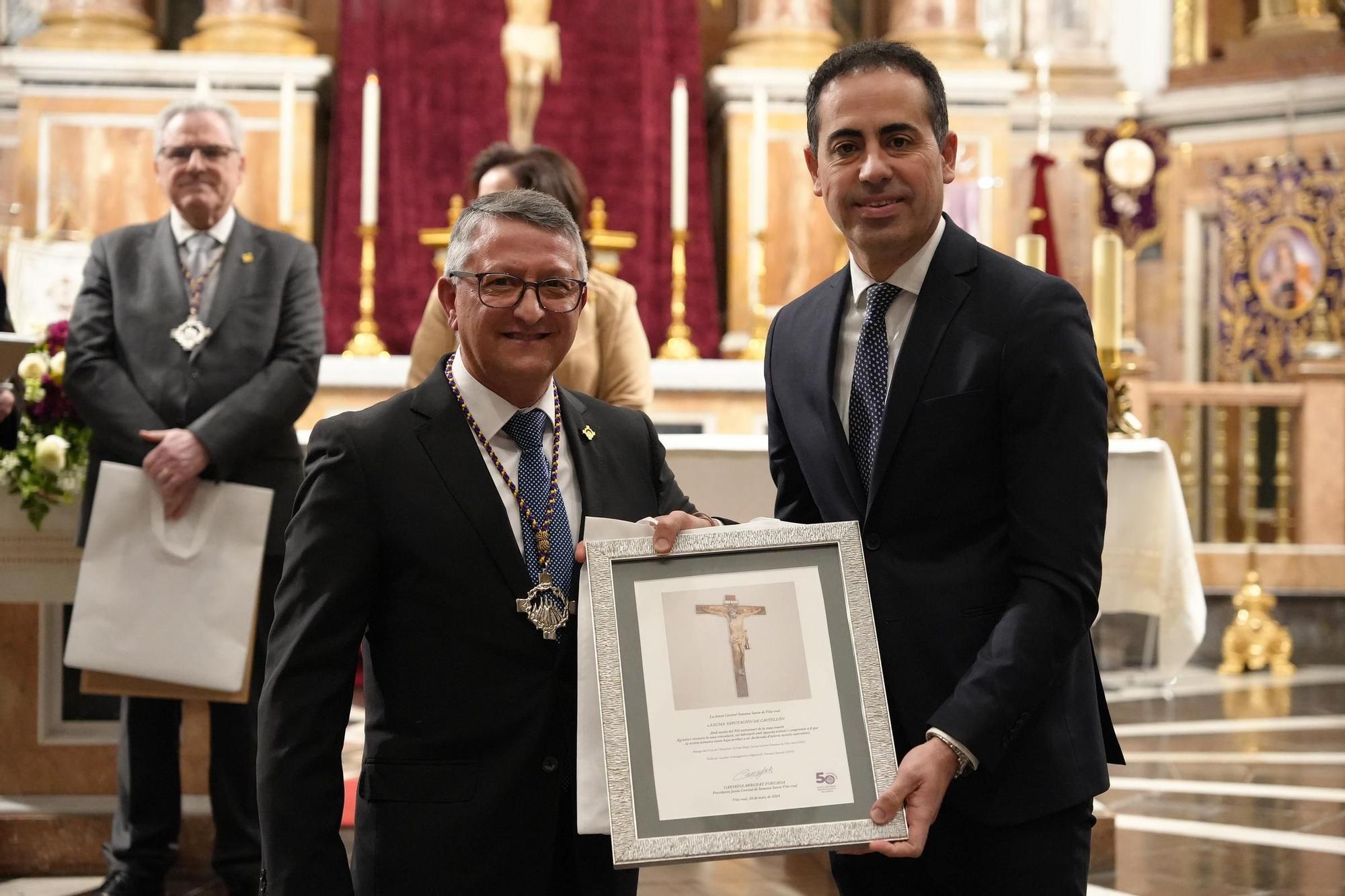 Las fotos de la misa para conmemorar el 50º aniversario de la Junta Central de Semana Santa de Vila-real