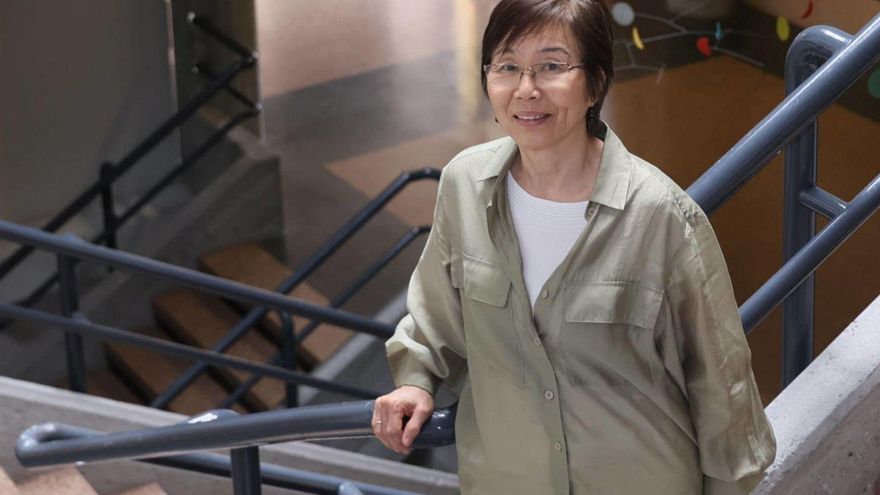 Yayoi Kawamura ,en las escaleras del edificio departamental del campus del Milán. | MARIO CANTELI