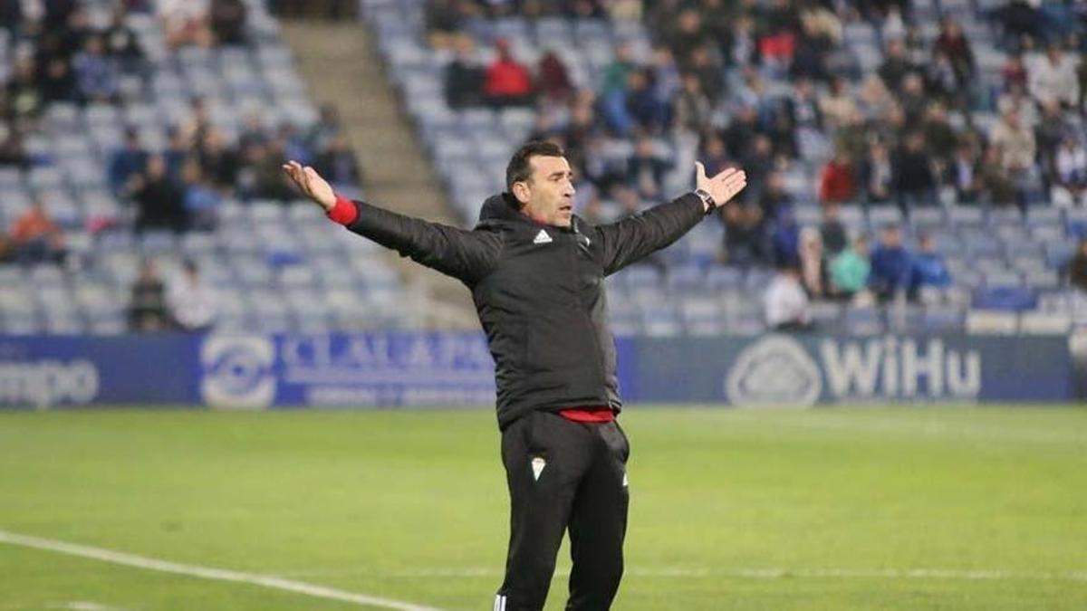 Raúl Agné, durante un encuentro del Córdoba CF en El Arcángel.