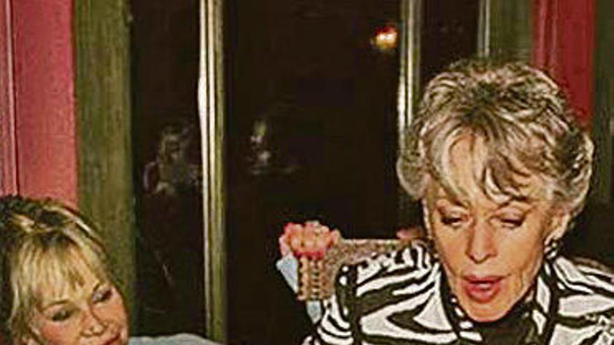 Griffith y Hedren, en el cumpleaños.