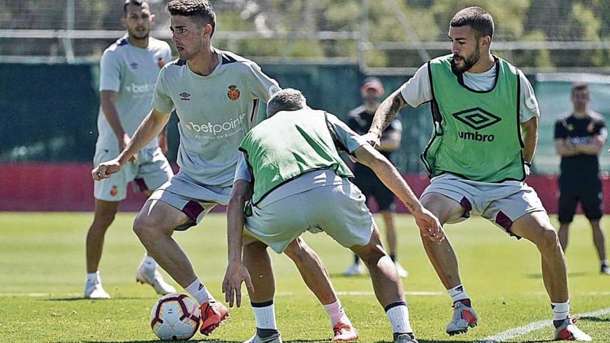 El conjunto bermellÃ³n prepara el partido ante AlmerÃ­a con la mÃ¡xima intensidad.