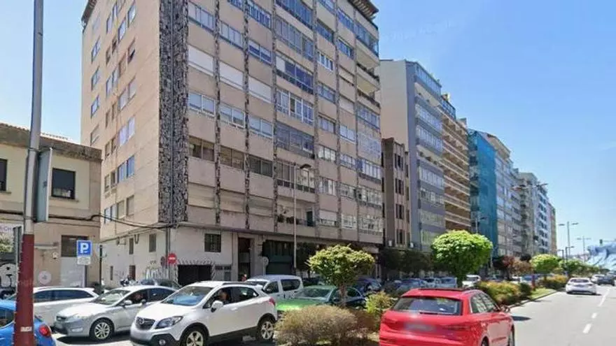 La alarma de un supermercado despierta y «tortura» a los vecinos de Vigo durante horas