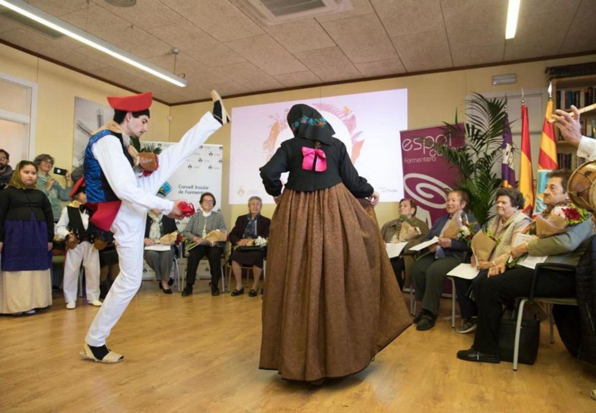 Mujeres mayores, grandes mujeres