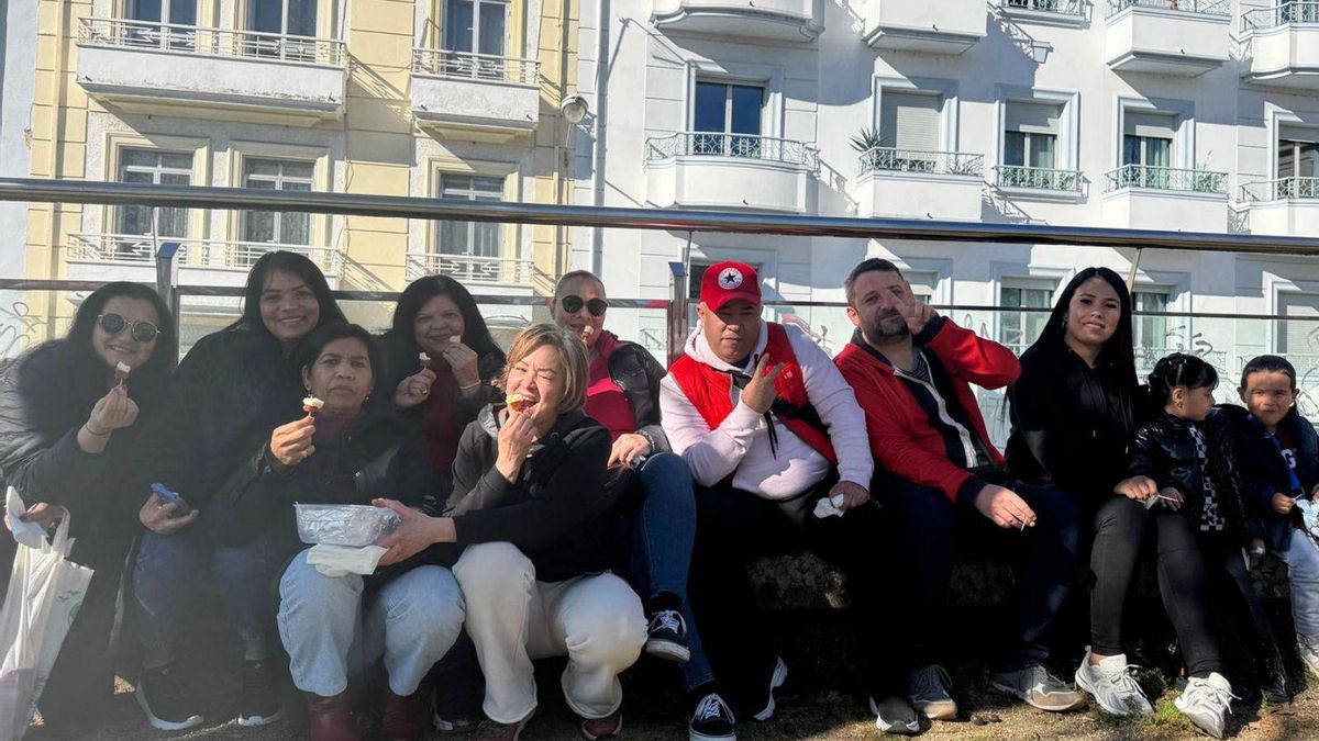 Un momento de unidad y disfrute en el parque de la Alameda de Ourense.
