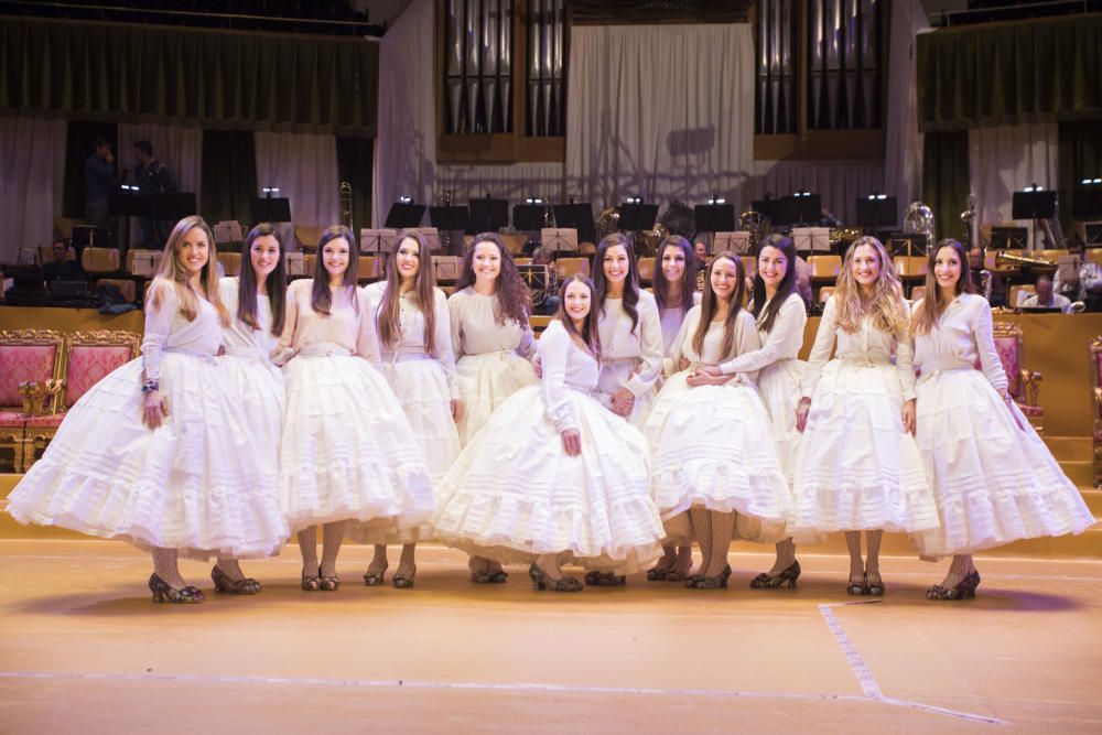 Ensayo de la exaltación de las falleras mayores