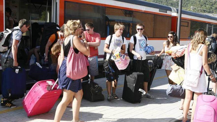 Renfe habilita 30.000 plazas adicionales para ir al FIB en tren