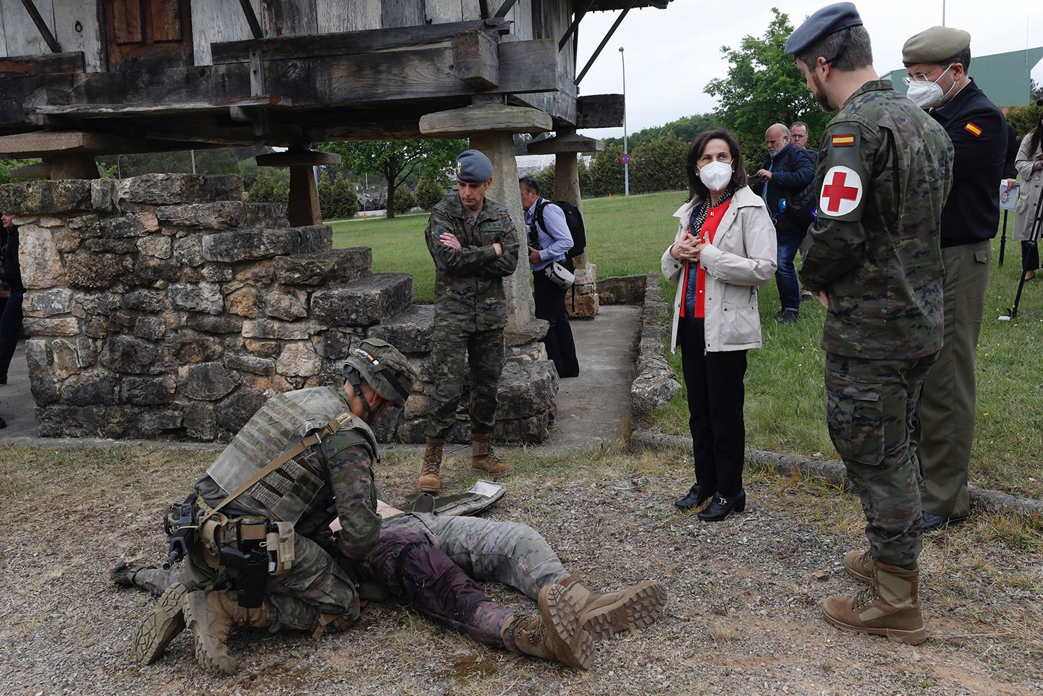 La visita de la ministra de Defensa Margarita Robles al cuartel de Cabo Noval