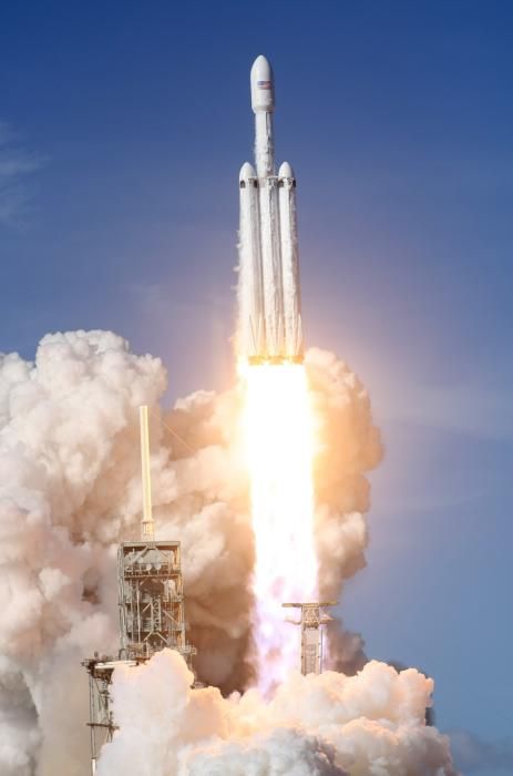 Llançament del coet «Falcon Heavy» d'SpaceX