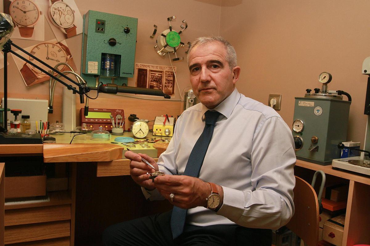 Odilo Fernández, en su taller.