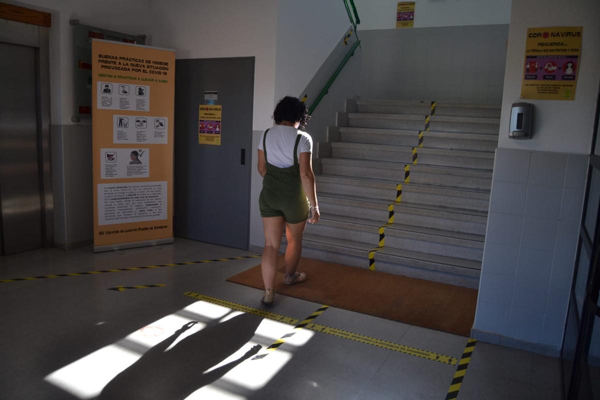 Los docentes coinciden en que conforme los alumnos crecen piensan menos en los regalos a los docentes.