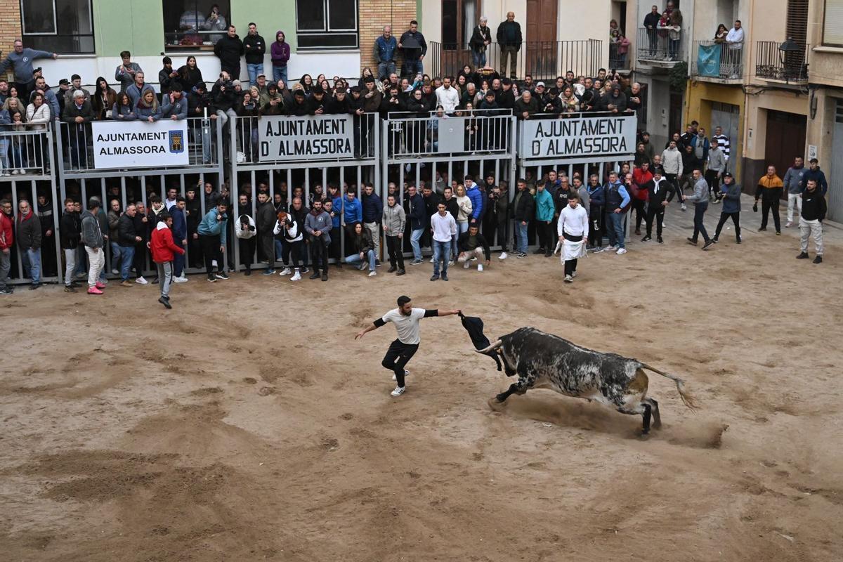 ‘Bous al carrer’ en Almassora.