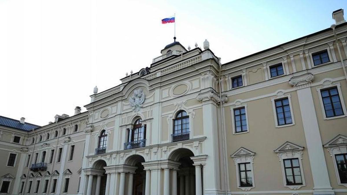 Un ataque masivo de drones obliga a confinar a los habitantes de San Petersburgo