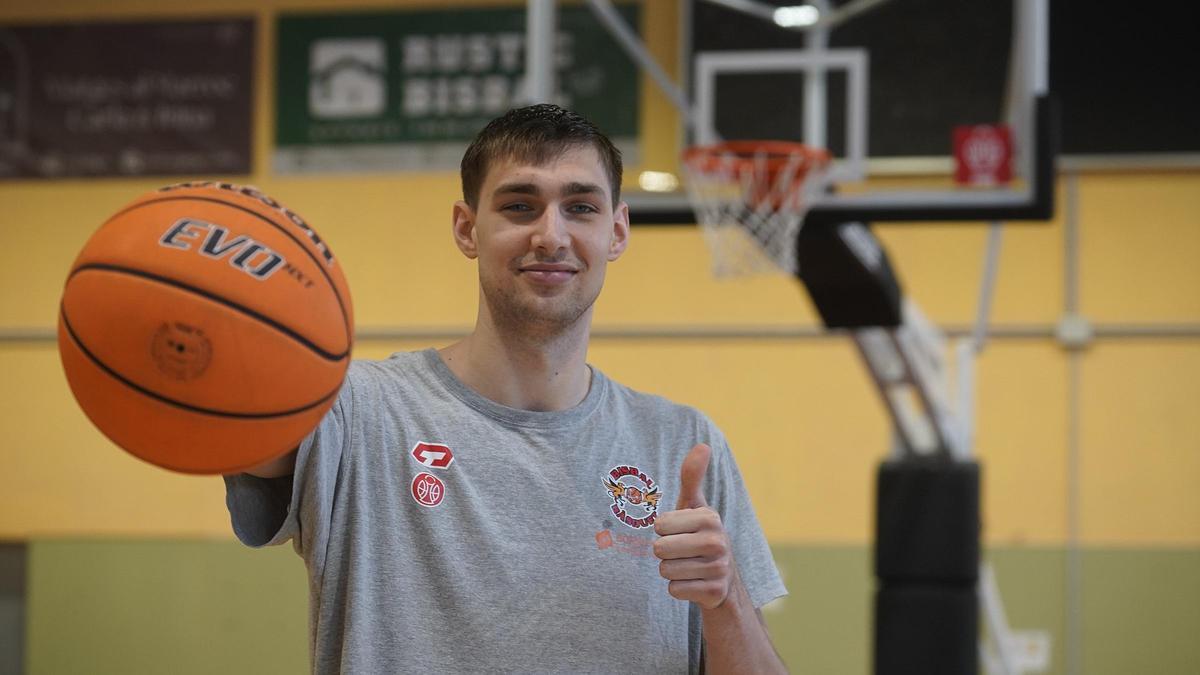 Swedish Basketball Player to Content Writer | Bisbal Focus