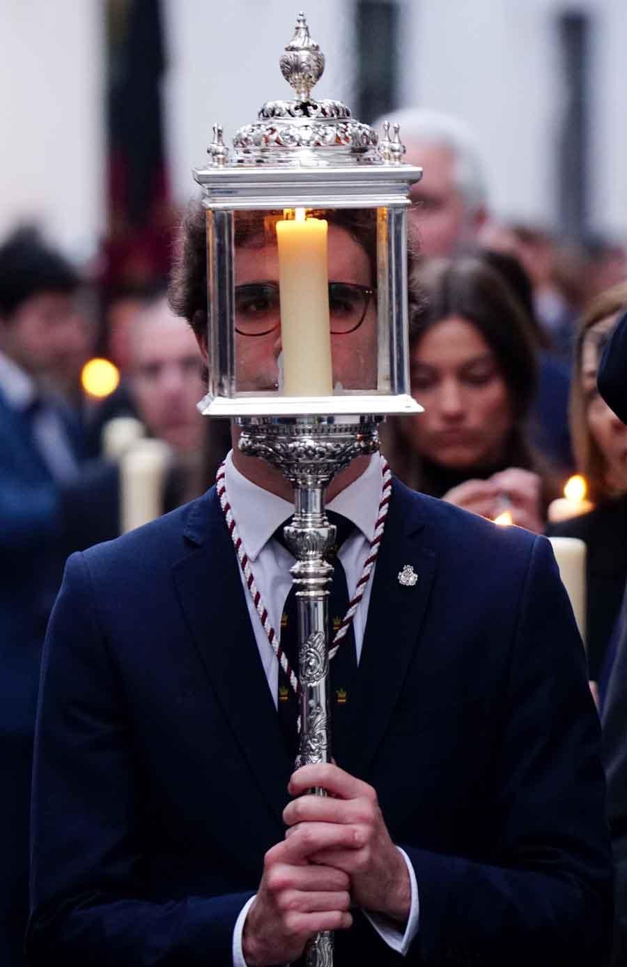 El Vía Crucis de las Cofradías en imágenes.