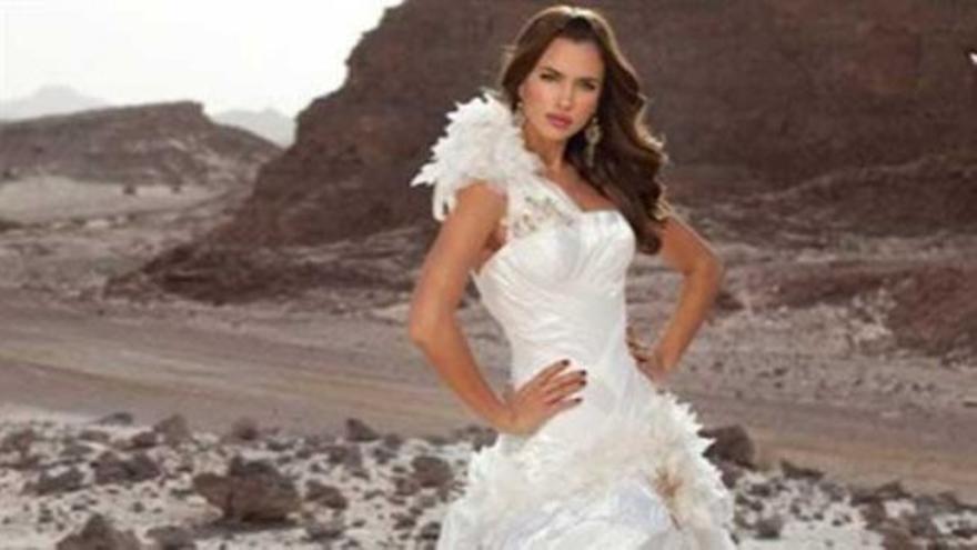 Irina Shayk vuelve a vestirse de novia