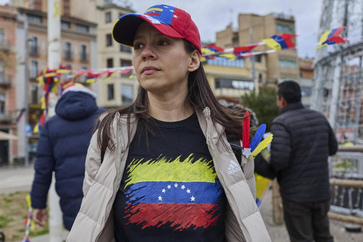 La concentració de veneçolans a Girona en imatges