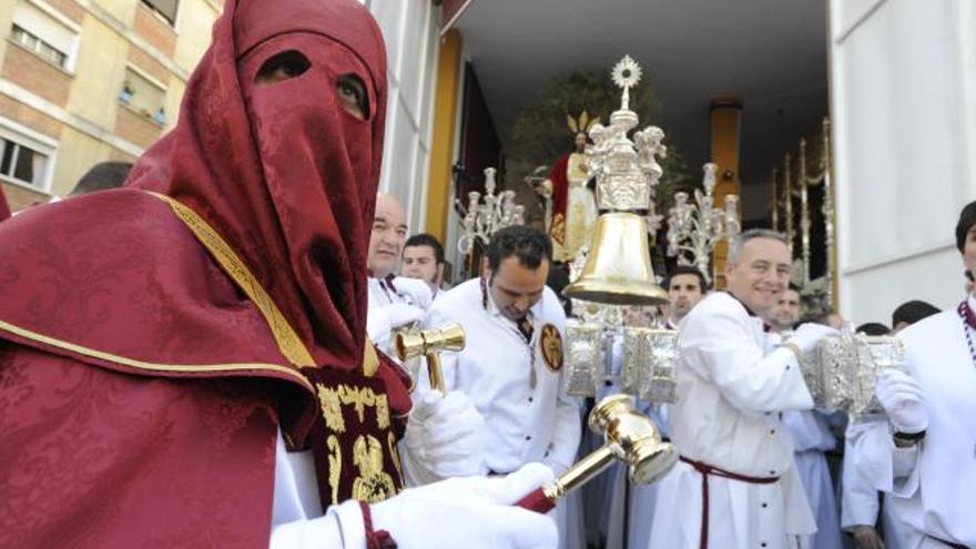 El Prendimiento a punto de salir de su casa hermandad.