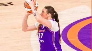 La taronja Marta Suárez cambia su contrato en la WNBA