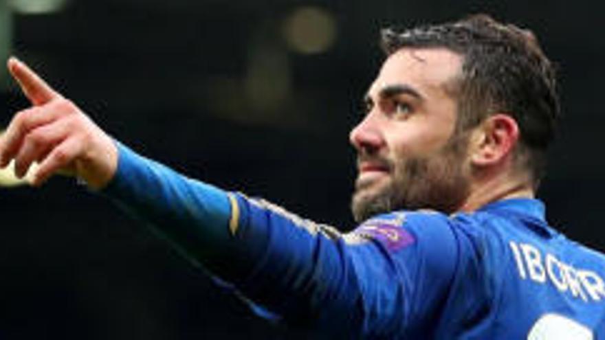 Vicente Iborra con el Leicester