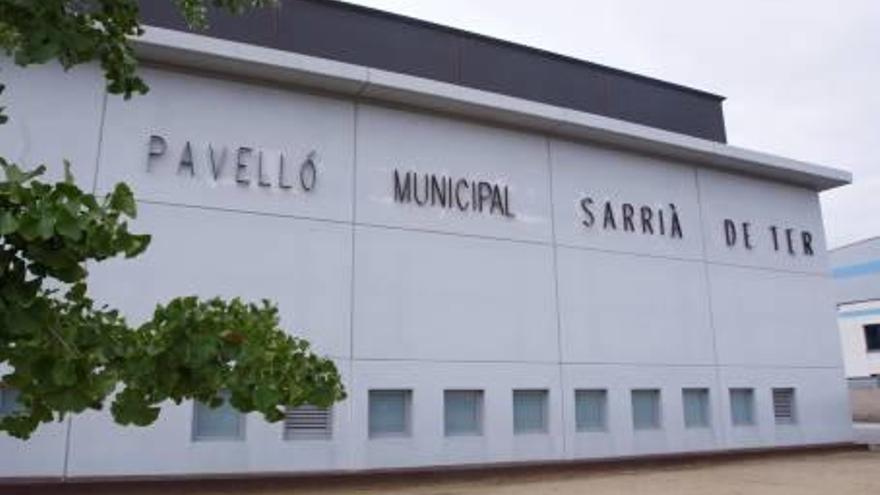 Imatge d&#039;arxiu de l&#039;exterior del pavelló municipal de Sarrià.