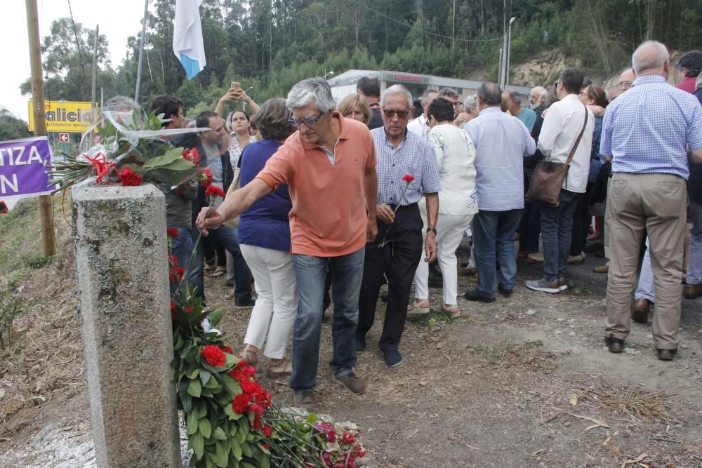 Cangas homenajea a las víctimas de Anguieiro