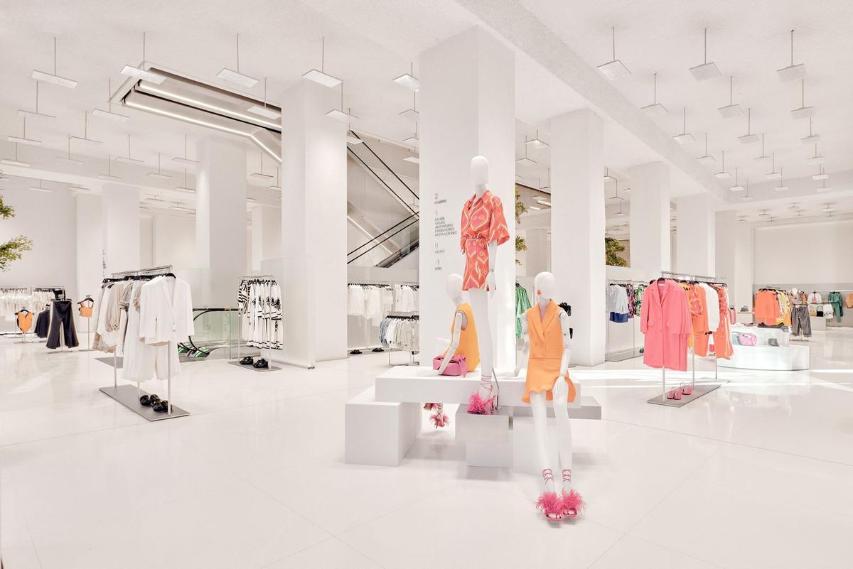Interior de la tienda Zara de Plaza de España
