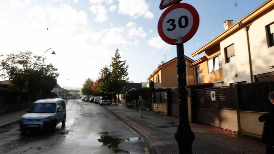 Calle Nuberu de Piedras Blancas.