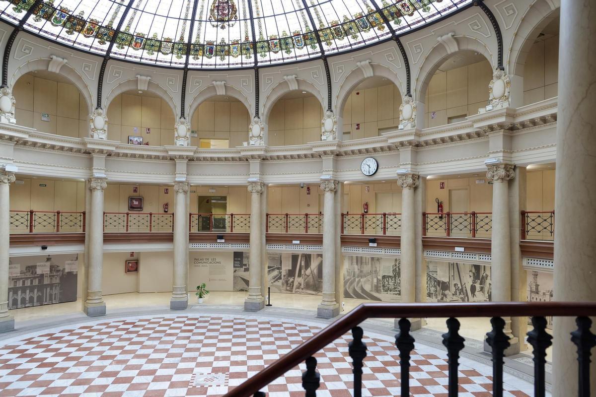 Interior del Palacio de las Comunicaciones de València.