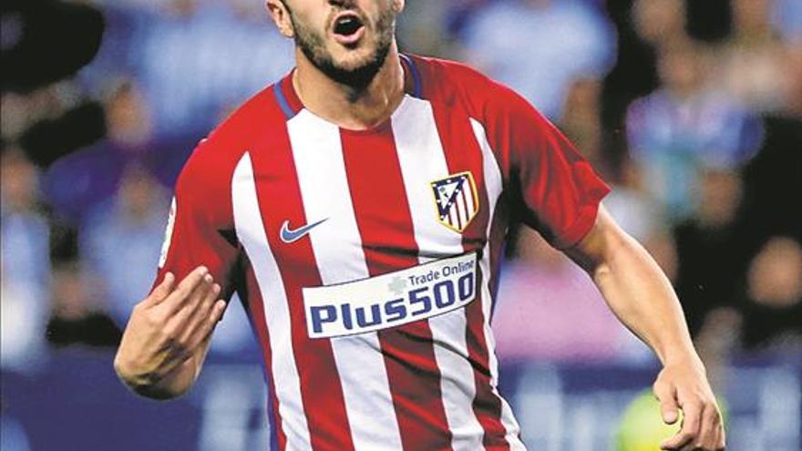 El Atlético conquista Málaga y asalta la tercera plaza de la Liga