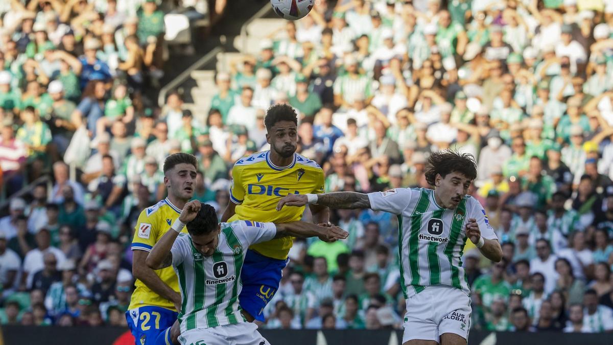 Resumen y goles del Betis-Cádiz, partido de la jornada 6 de LaLiga EA ...