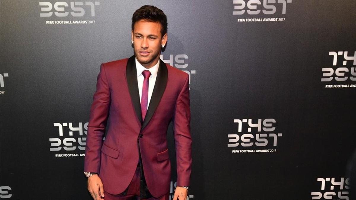 Neymar goza de privilegios que otros compañeros suyos no tienen en el PSG