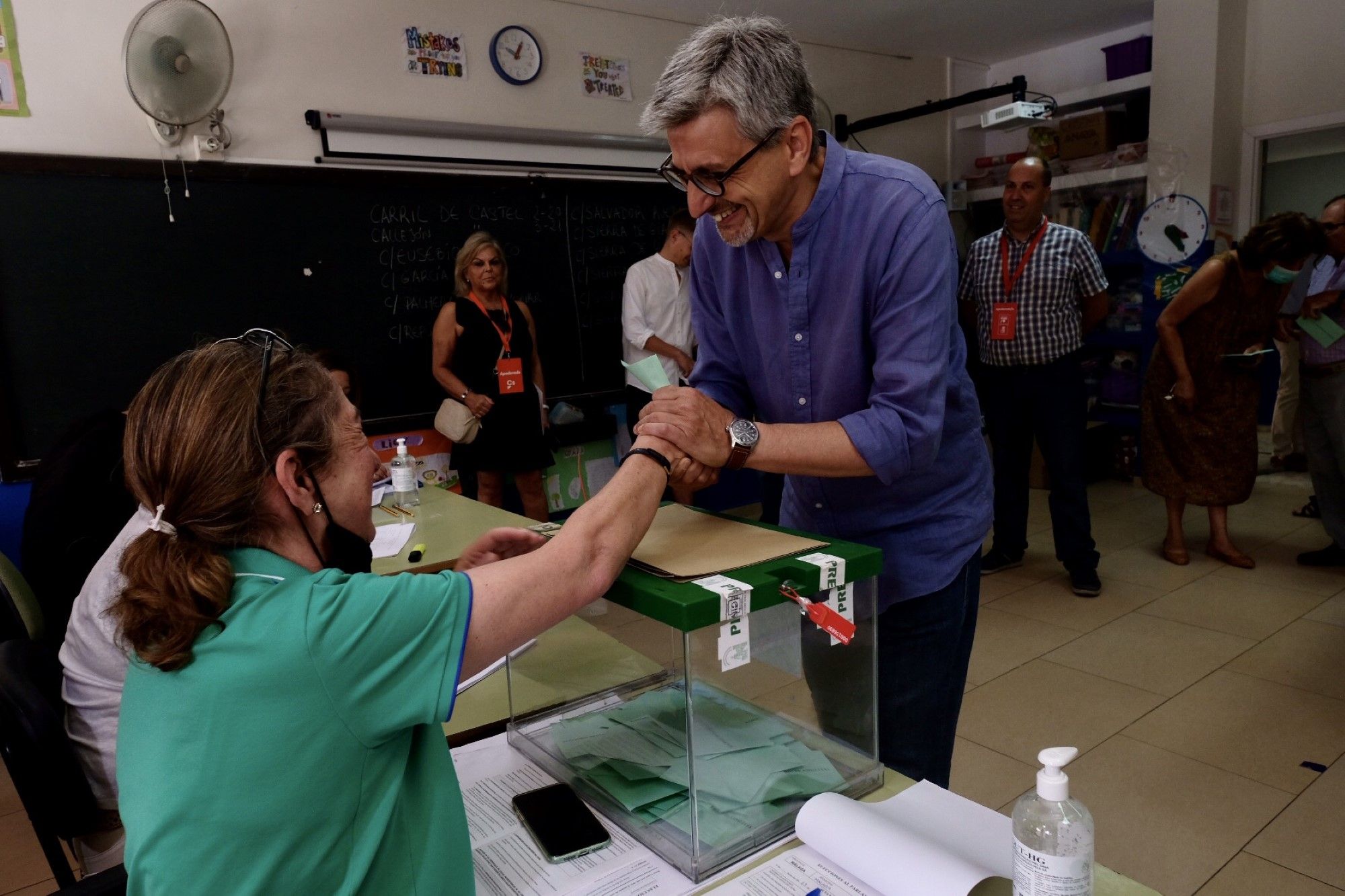 El 19J en imágenes: los candidatos ejercen su derecho al voto