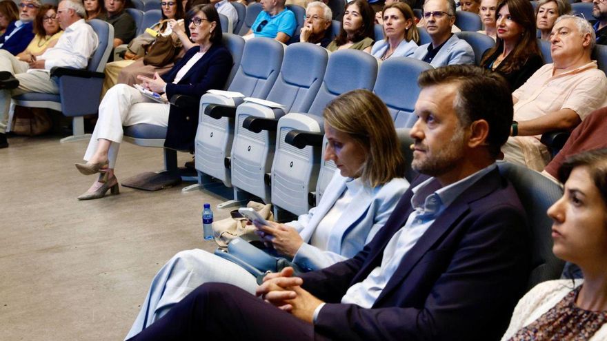 El Puerto de Gijón anuncia un plan estratégico de economía azul