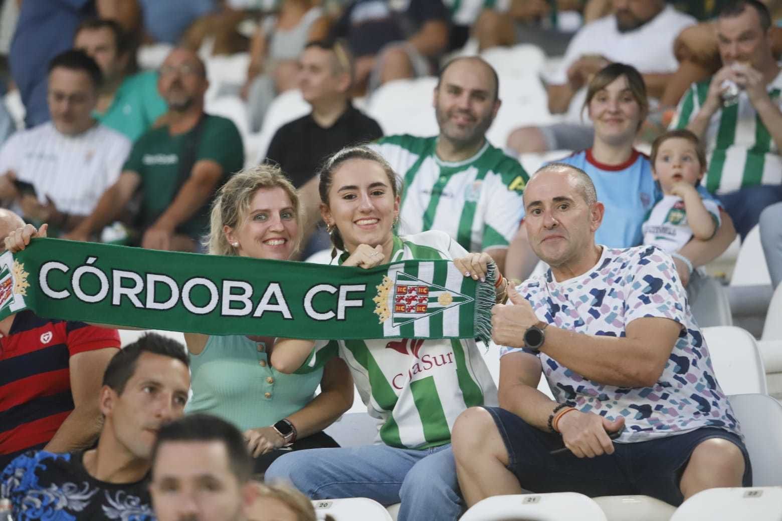 Las imágenes de la afición del Córdoba CF ante el Unionistas