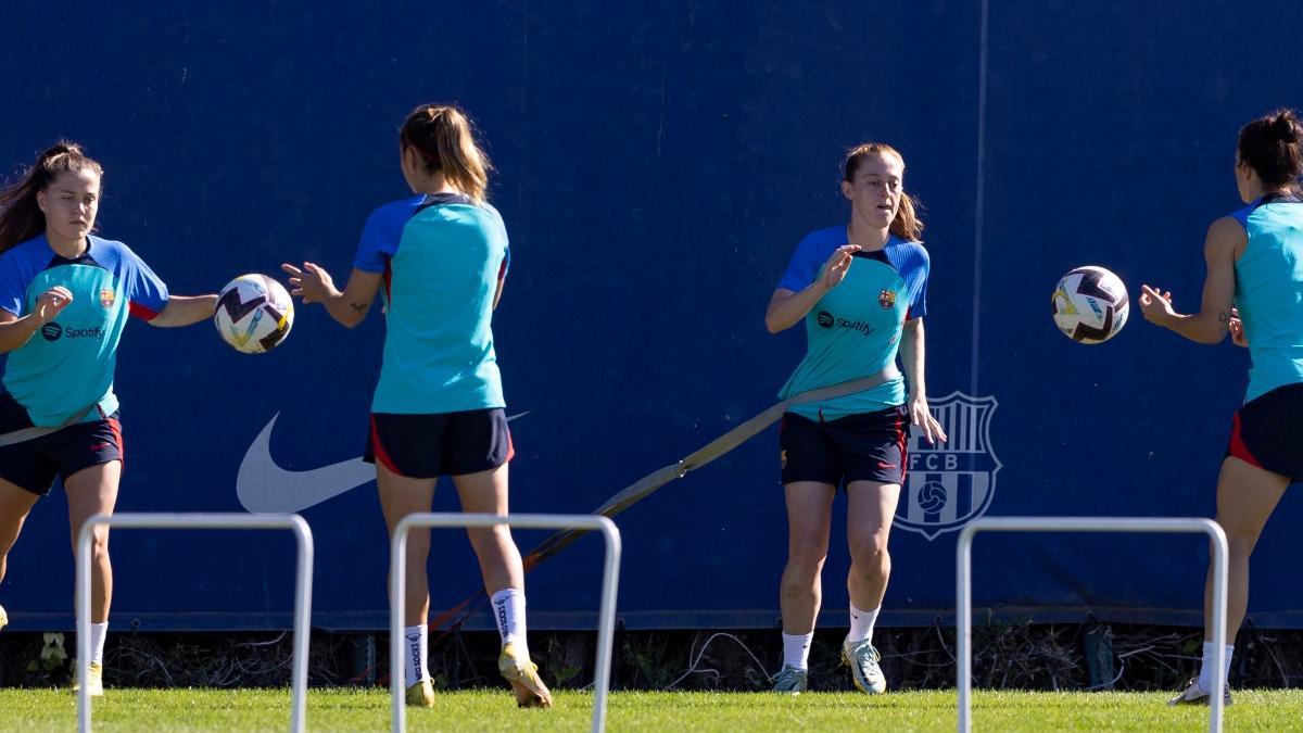 Las jugadoras del Barça, preparando su duelo ante el Madrid CFF