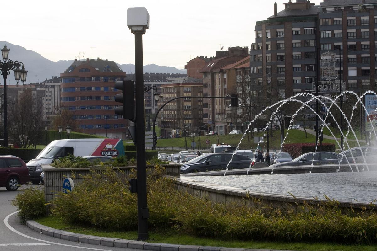 RADARES DE SISTEMA FOTO- ROJO". Foto de archivo