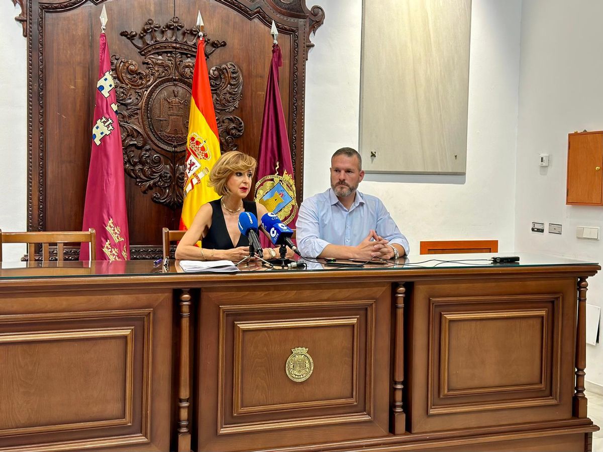 Belén Pérez y José Martínez desvelaban la propuesta.