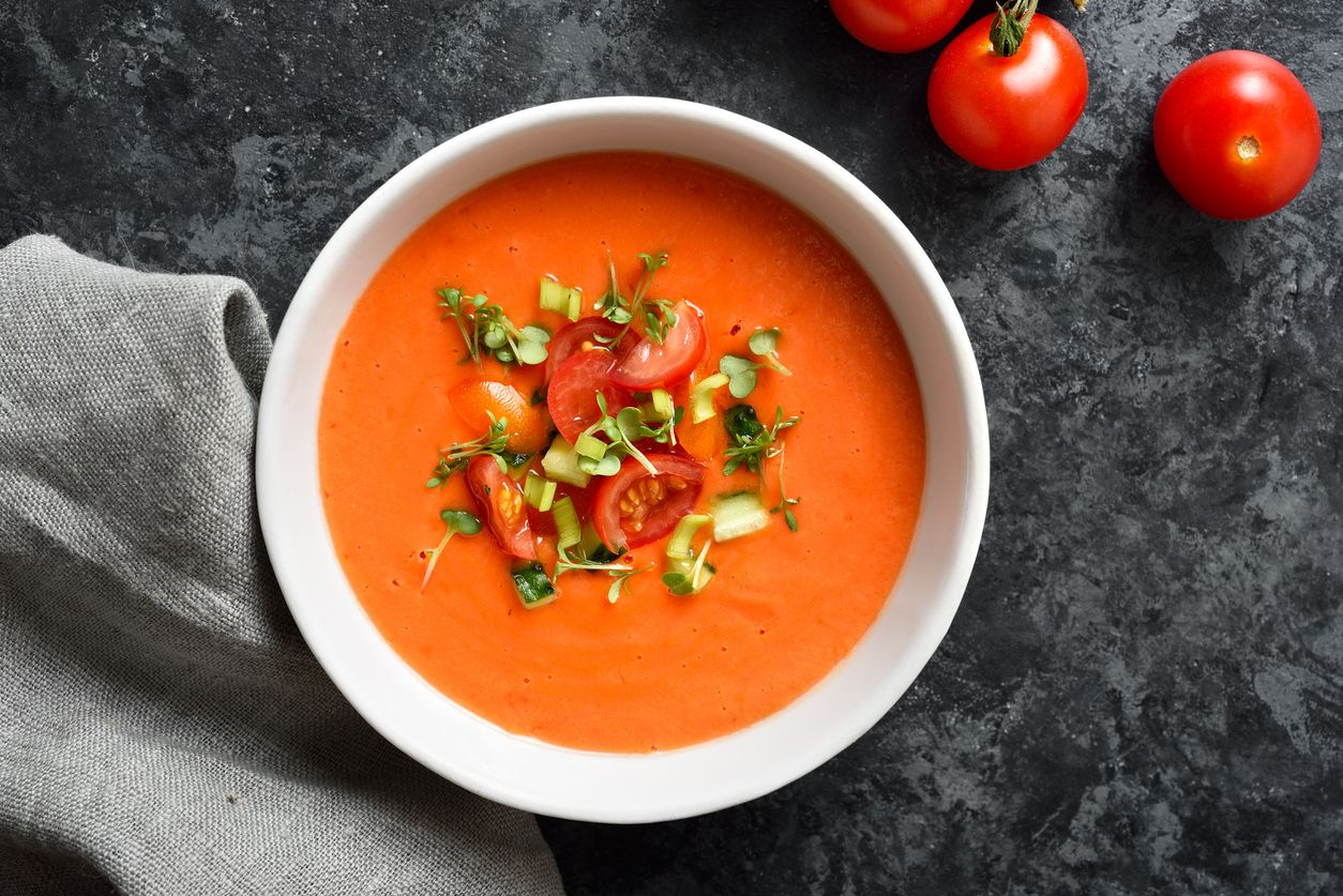 Imagen de un gazpacho, plato tradicional andaluz