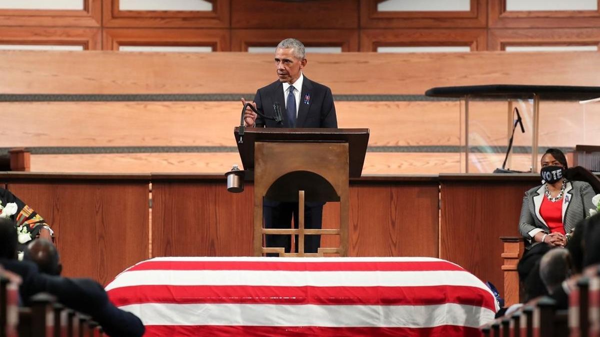 Obama, durante su discurso en el funeral de Lewis, en Atlanta.