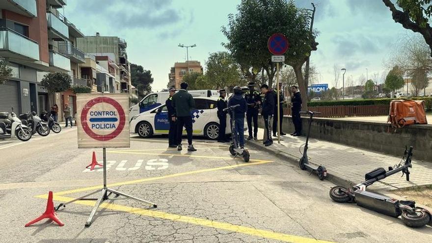 Les imatges de la campanya de control dels patinets de Blanes