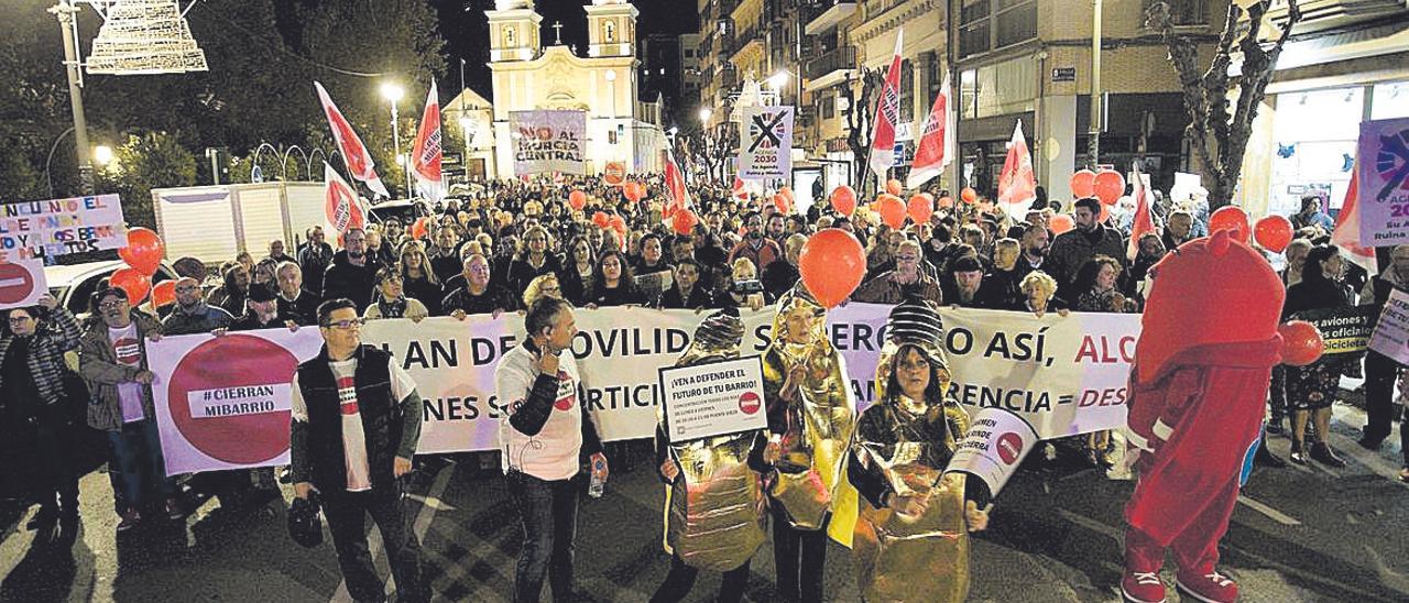 Manifestación de los vecinos de Murcia contra el Plan de Movilidad del Ayuntamiento de Murcia.