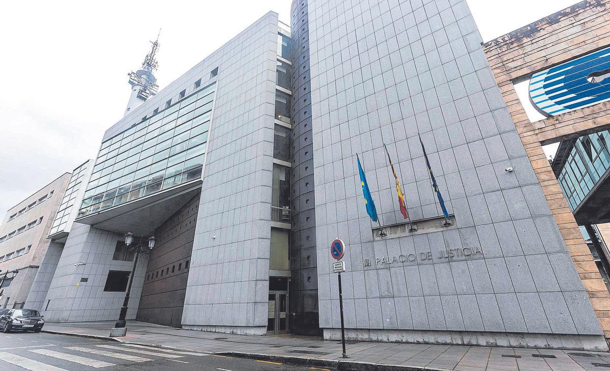El edificio de los Juzgados de Oviedo.