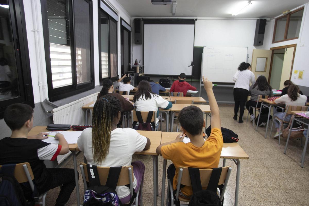 Fotografía de archivo de una clase en un IES de Alzira.