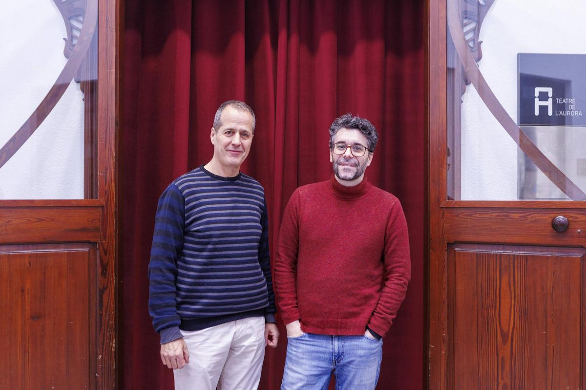 Joan Valentí (a l'esquerre) i David Pintó, autors de "Dones del 36"