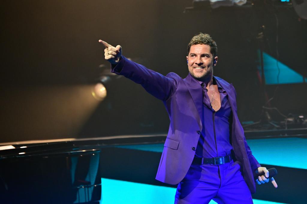 Disfrutar de un concierto de Bisbal en un teatro es una experiencia única.