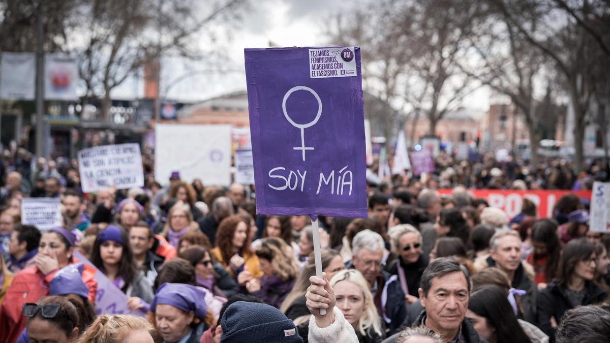 El feminismo alza la voz en el 8M: contra la guerra, la violencia machista y el retroceso en derechos