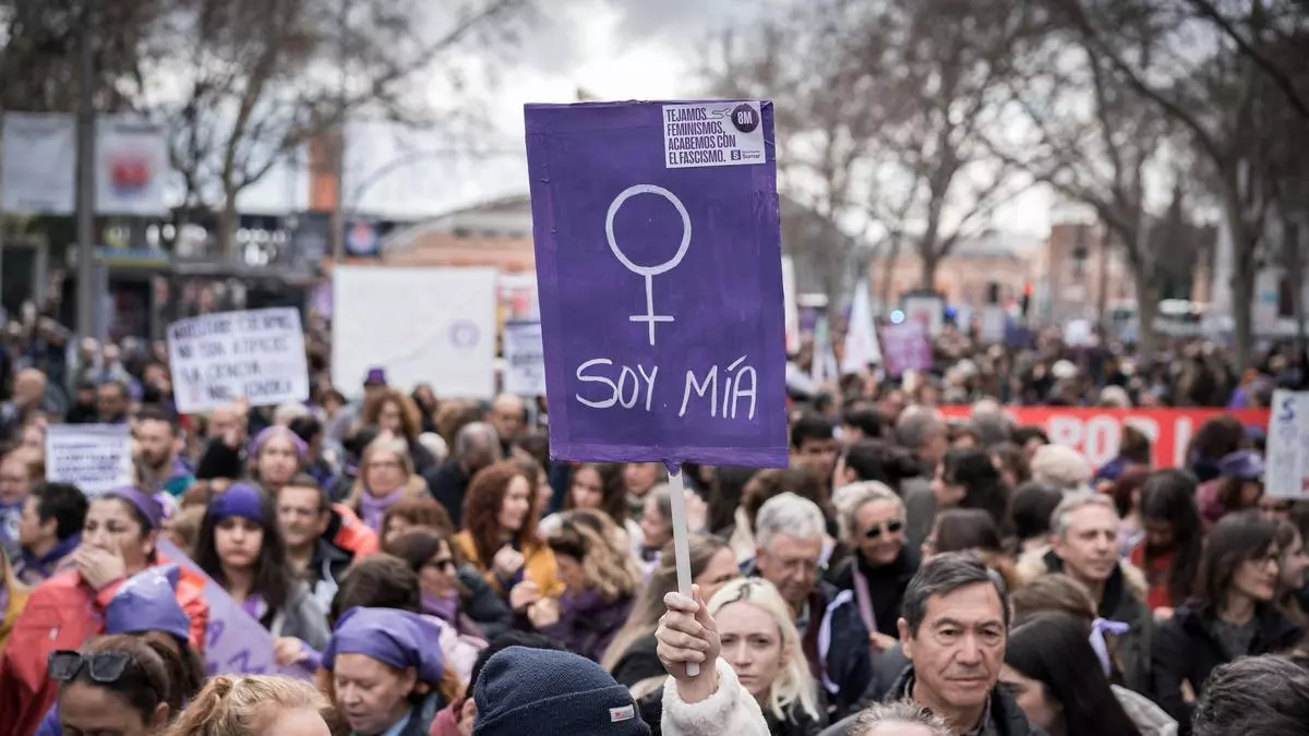 Madrid sale a las calles en el 8M contra la violencia machista, la guerra y el retroceso en derechos