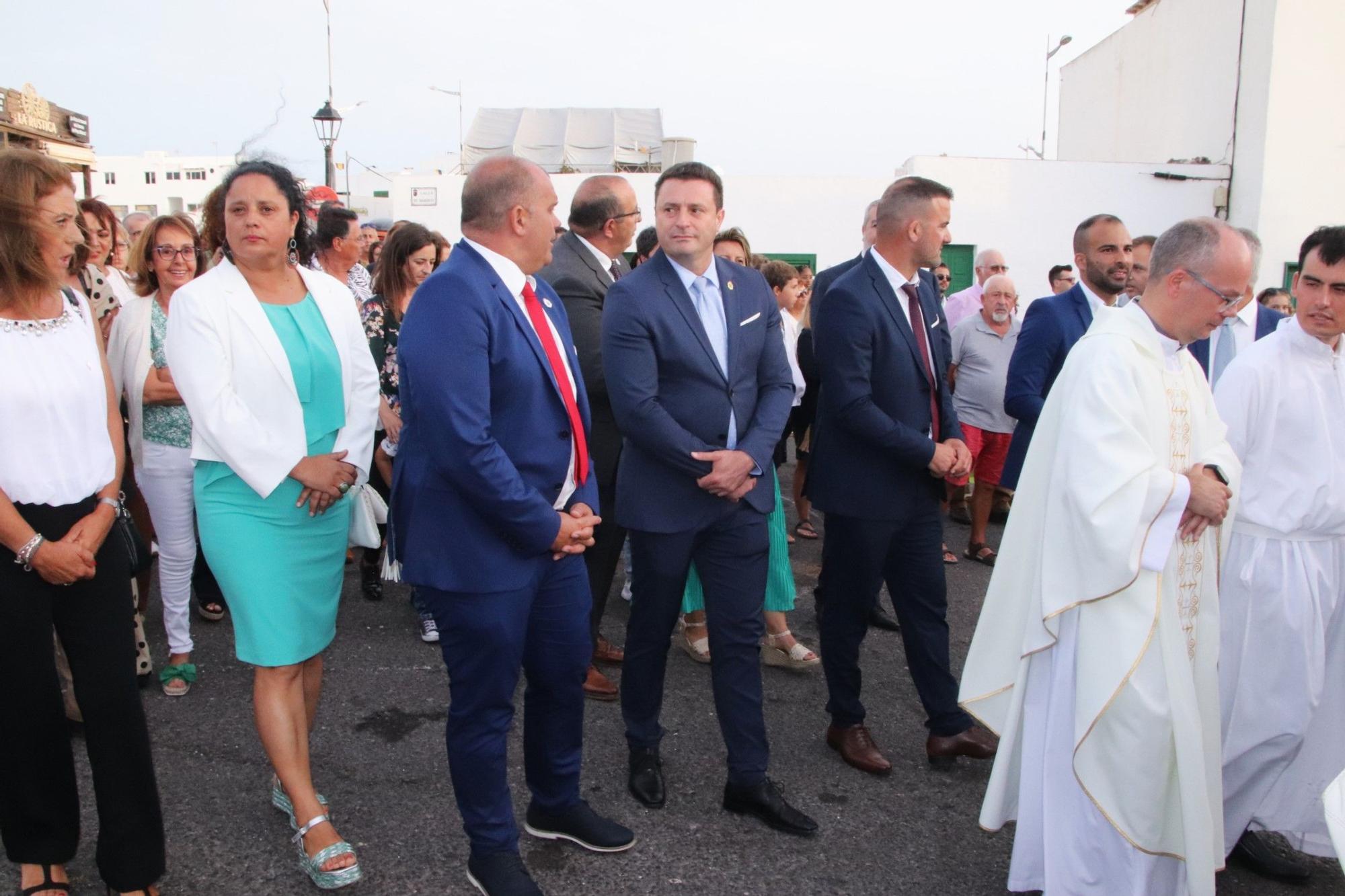 Procesión marítima y terrestre de la Virgen del Carmen en Playa Blanca