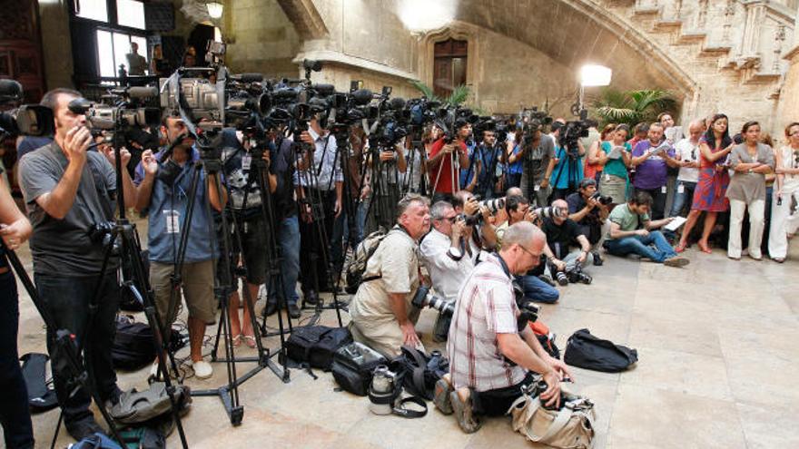 La comparecencia despertó una gran expectación entre los medios de comunicación.